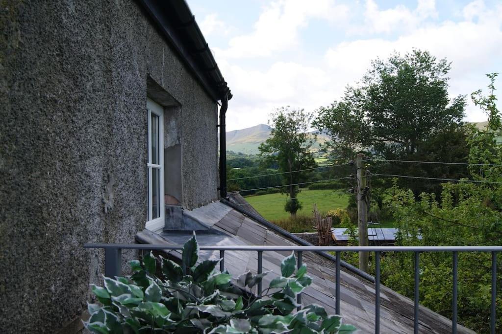 Top Floor At Cantref House Brecon Exterior foto